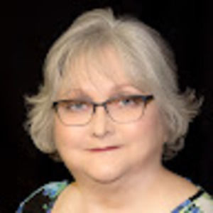 Meet your Posher, Angie